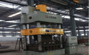 YJ32-315G四柱液压机